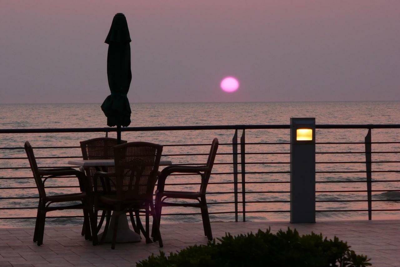 Etruriamare Aparthotel Сан Винченцо Екстериор снимка